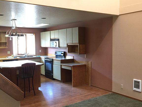 Open concept kitchen 
