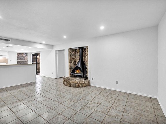 4th image of 4010 Cima Serena Dr #B