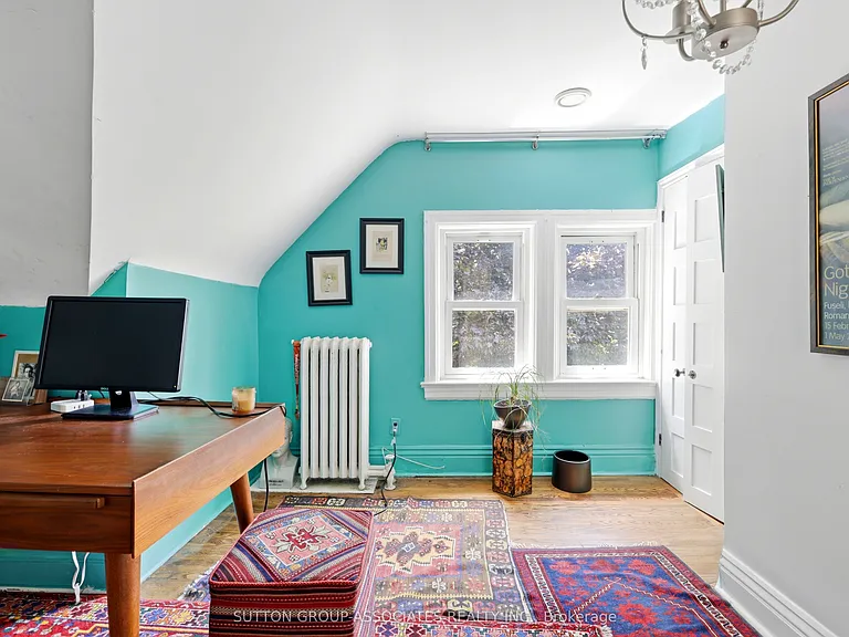 33 Albany Ave — Photo 40