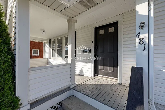 3 bed, 1.0 bath, 1256 sqft, $1,495 — Photo 3
