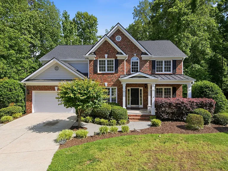 6 Bramerton Ct — Photo 1