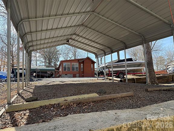 5th image of 339/341 Lake Tillery Trl