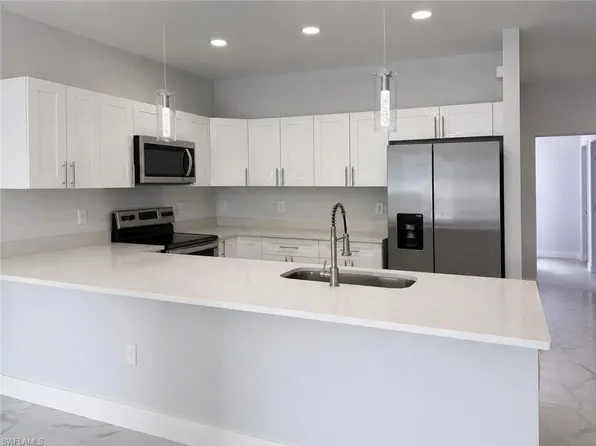 2405/2407 Xelda AVE N, LEHIGH ACRES, FL 33971