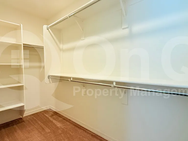 3706 S 57th Ln — Photo 24