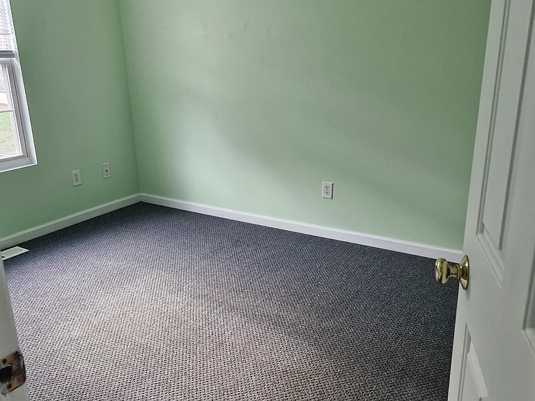 102 Milford Ter #102 — Photo 12