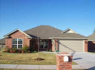 627 W Shadow Ridge Way, Yukon, OK 73099