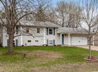 10373 Crocus St NW, Coon Rapids, MN 55433
