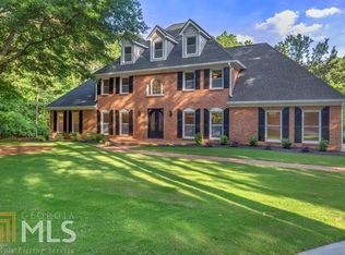 145 Merlin Ct, Fayetteville, GA 30214