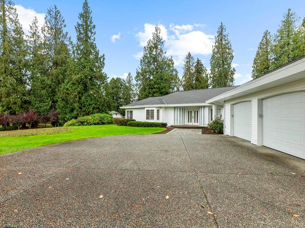 8033 Wade Ter, Mission, BC V4S 1E5