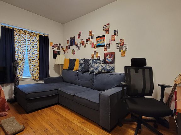 4th image of 679 W Wrightwood Ave APT 2N