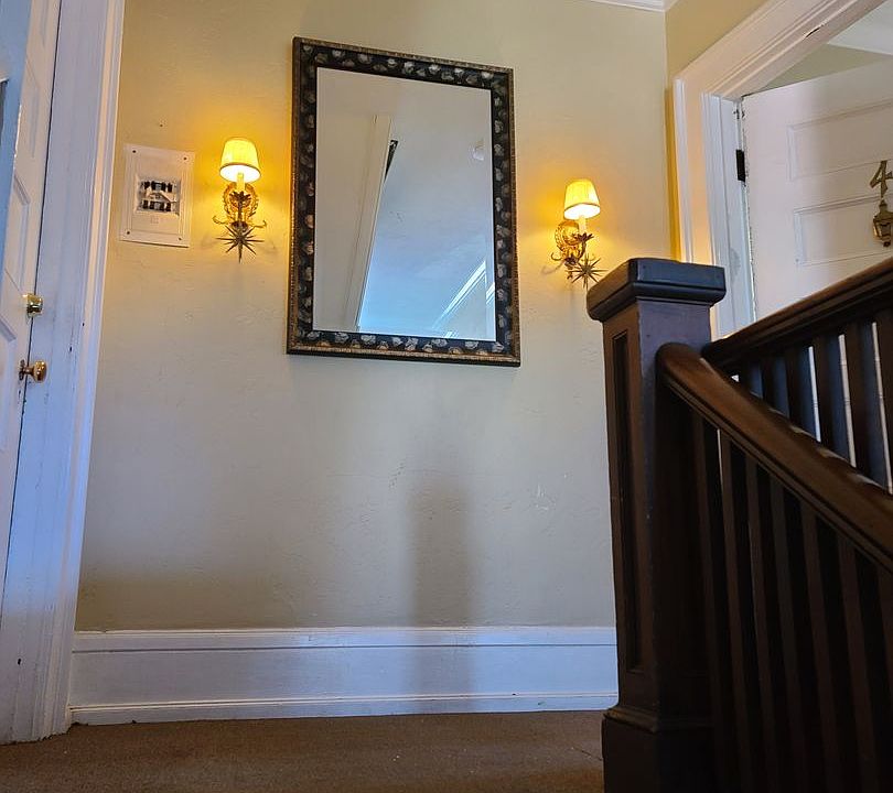 1st image of 7 W Caramillo St #4