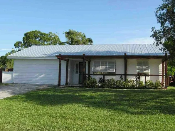 996 SW 29th Ter, Palm City, FL 34990