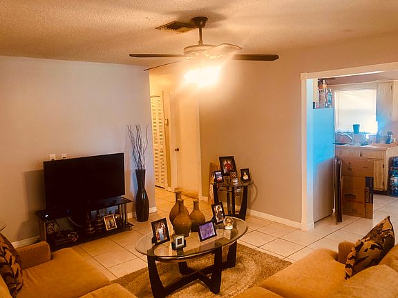 3rd image of 9423 SW 52nd Ct