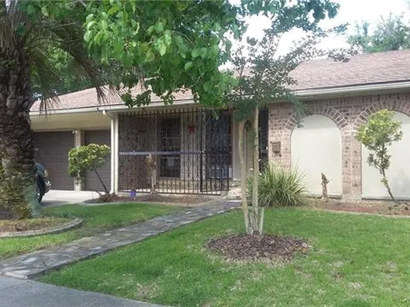 932 E Lexington Ave, Gretna, LA 70056