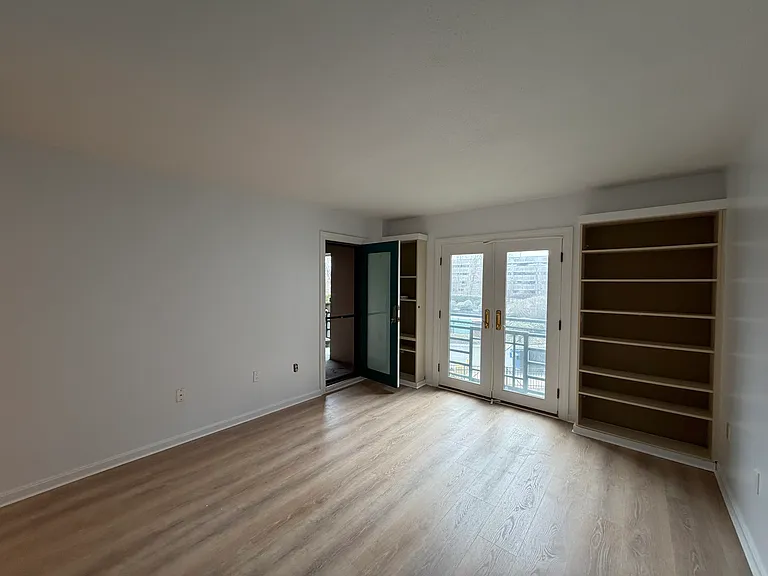 165 Cottage St #214 — Photo 9