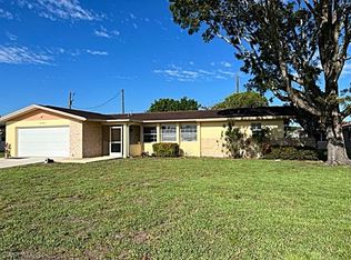 200 Fireside Ct, Lehigh Acres, FL 33936