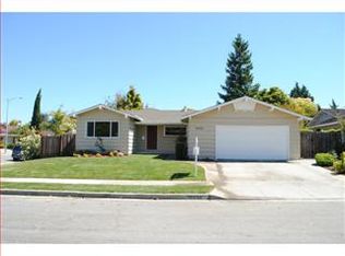 19750 Drake Dr, Cupertino, CA 95014