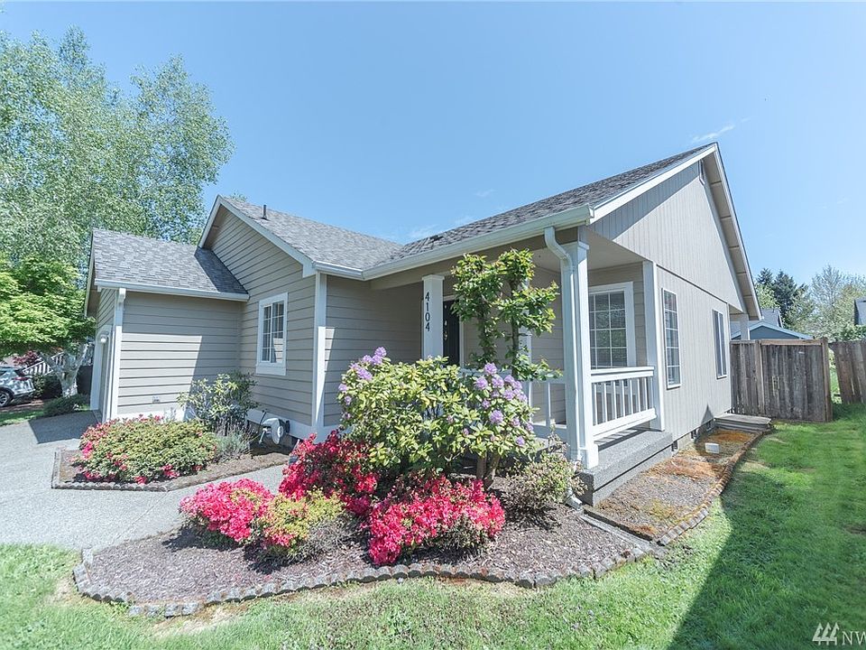 1st image of 4104 Ingleside Dr SE