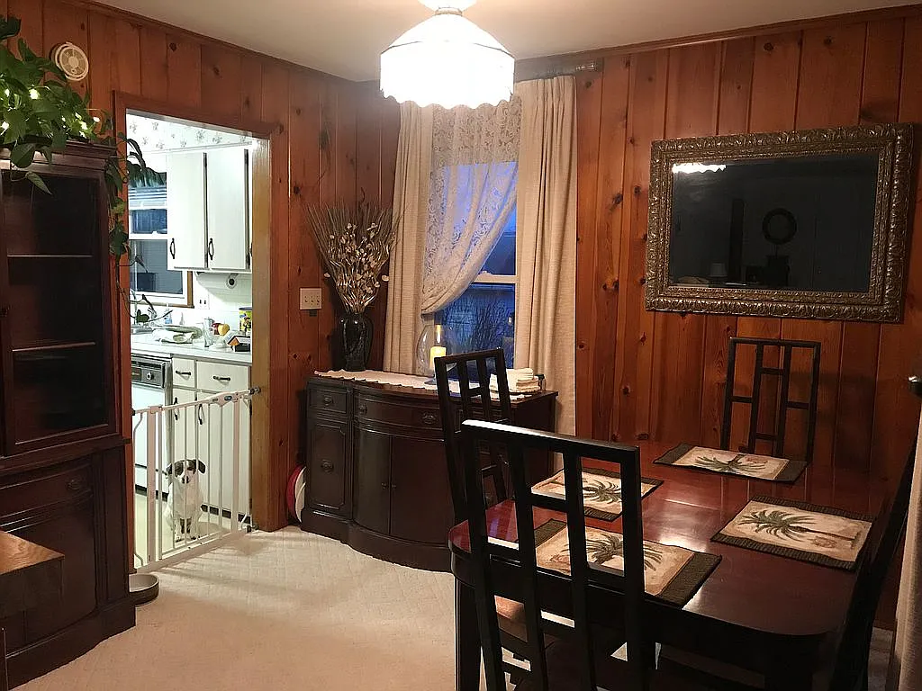 476 Michigan Ave photo 1