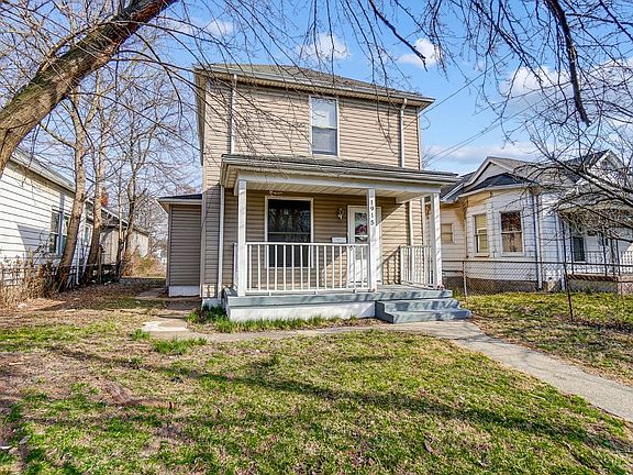 3rd image of 1915 Woodlawn Ave