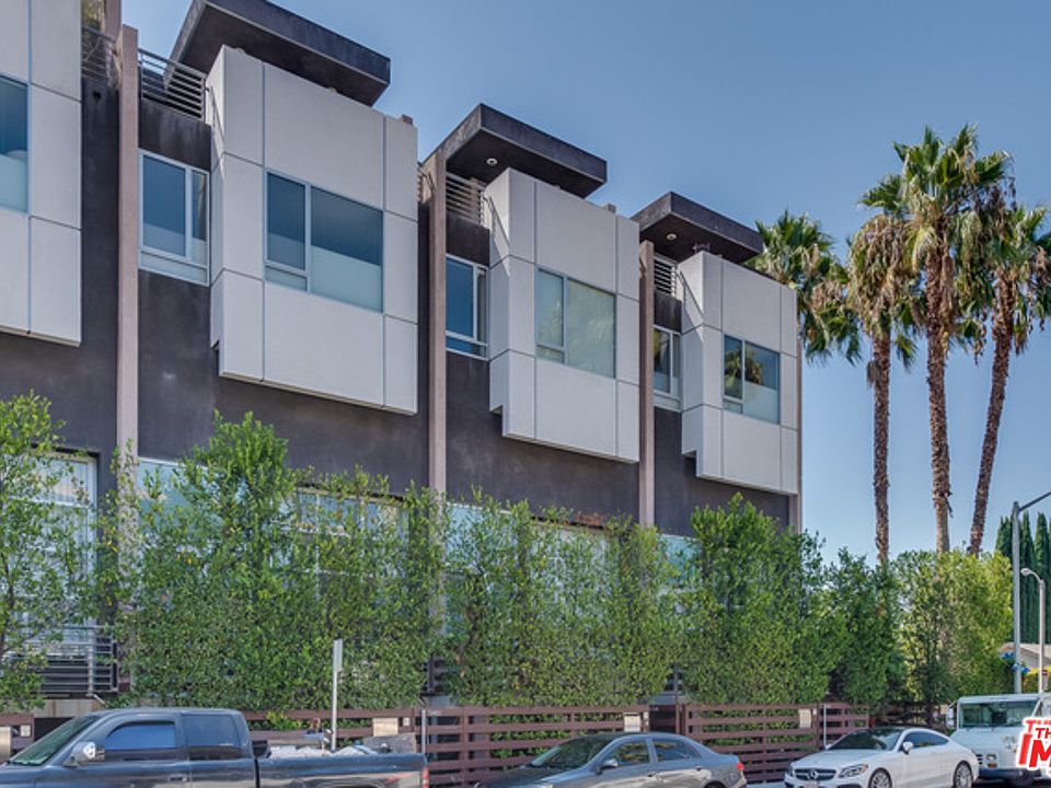 1st image of 950 N Orange Grove Ave APT 5