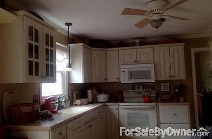 1st image of 142 Wood Dale Dr