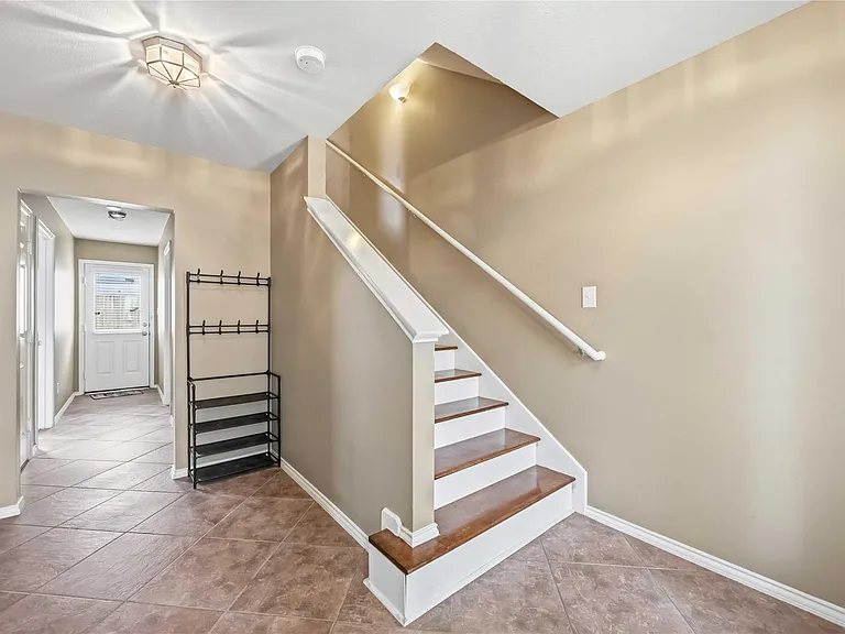 7014 Woodridge Row Dr — Photo 17