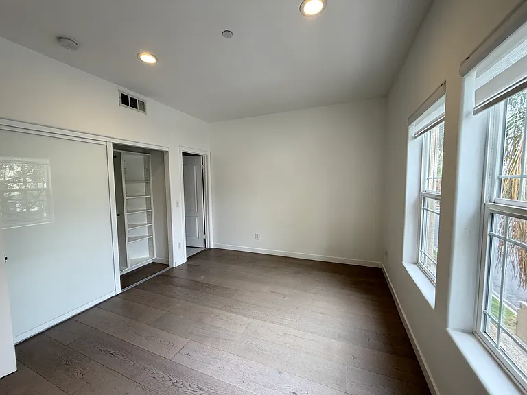 574 E Palm Ave #105 — Photo 39