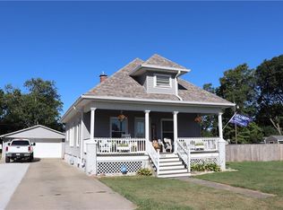 1904 King St, Tilton, IL 61833