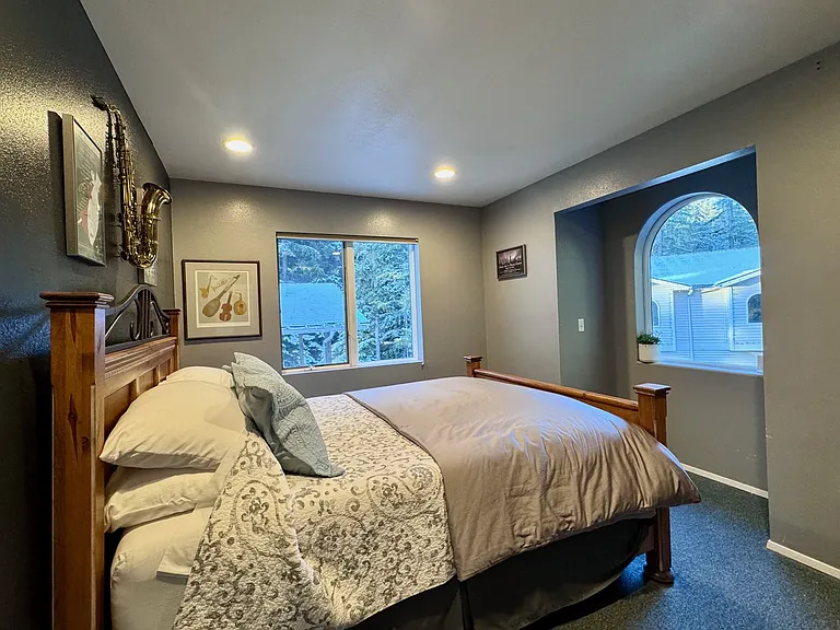 11595 Mendenhall Loop Rd — Photo 8