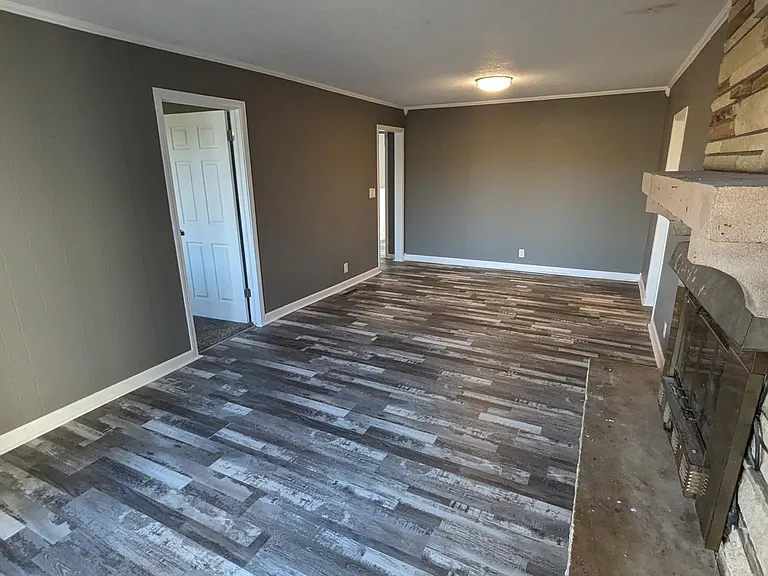 822 Alexander Dr — Photo 7