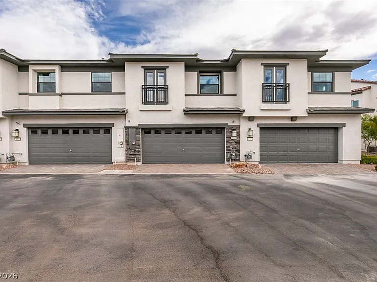 653 Pickled Pepper Pl — Photo 34