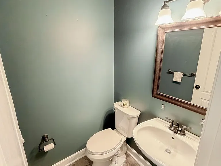 2409 Dillingham Rd — Photo 22