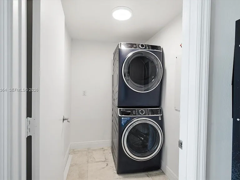 14951 Royal Oaks Ln #402 — Photo 18