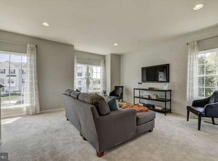 51 Iron Gate Rd, Sicklerville, NJ 08081