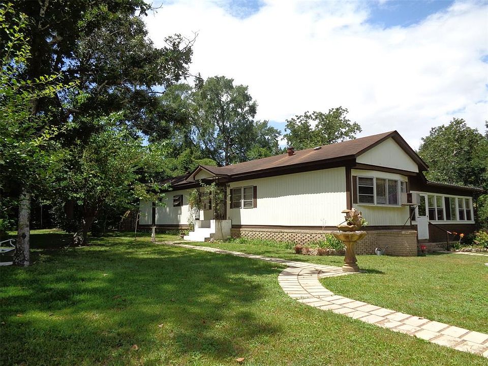 1st image of 30634 Lake Circle Ln