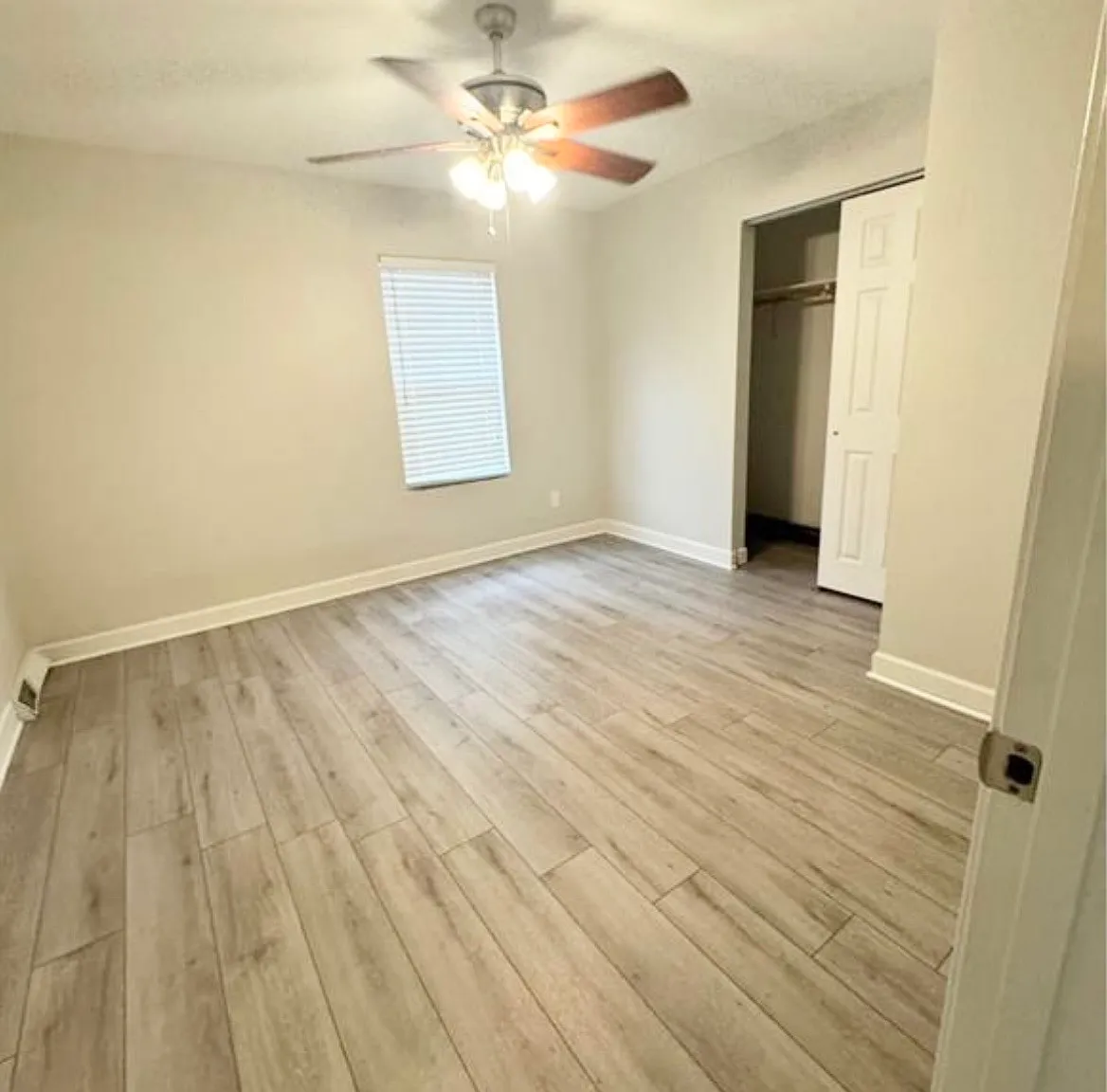 2 bed, 1200 sqft, $1,400 — Photo 4
