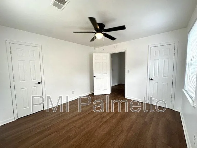 1319 Hendrix St — Photo 8