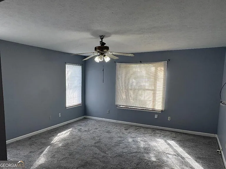 6565 Emerald Pointe Cir — Photo 8