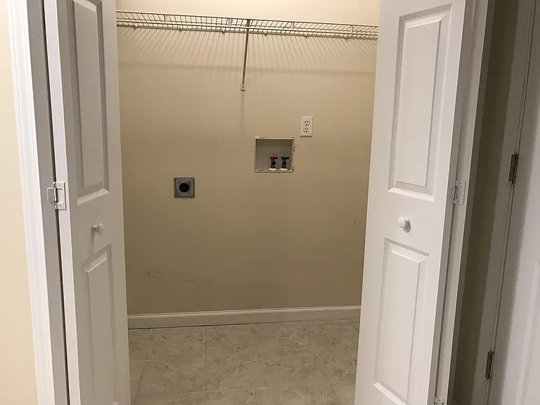 156 Alexander Ave — Photo 13