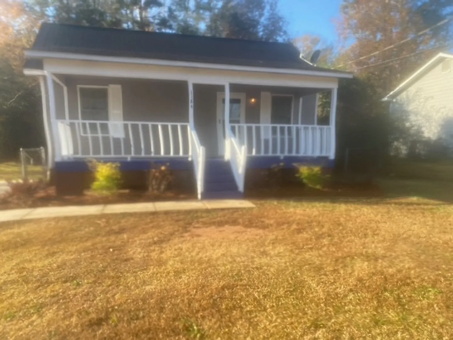 1184 Lindsey St photo 1