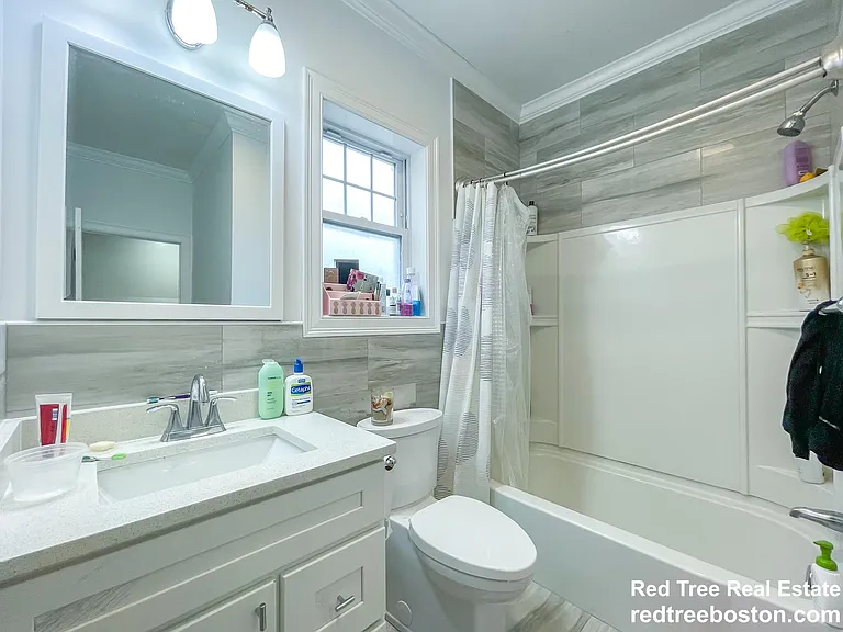 273 Hancock St #3 — Photo 9