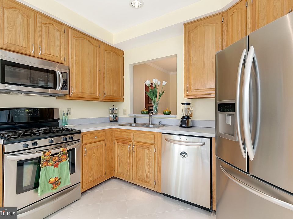 1st image of 7030 Fieldhurst Ct