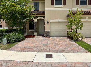 3395 W 89th Ter, Hialeah, FL 33018