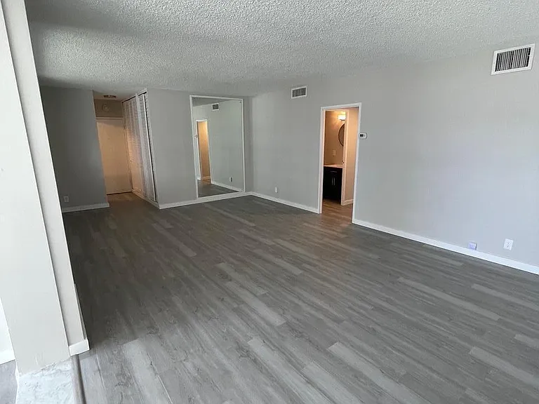3600 Galt Ocean Dr — Photo 7