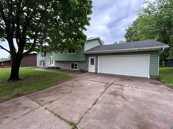 3rd image of 56 Nelson Dr