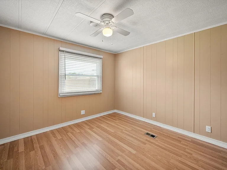 6027 Highliner Dr — Photo 10