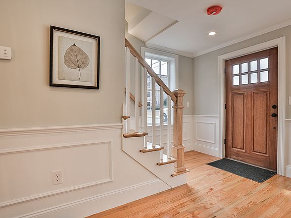 2nd image of 39 Fair Street #B