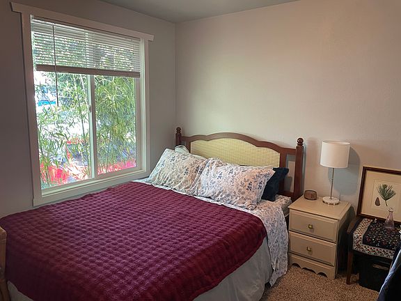 4th image of 1512 Lincoln St #1