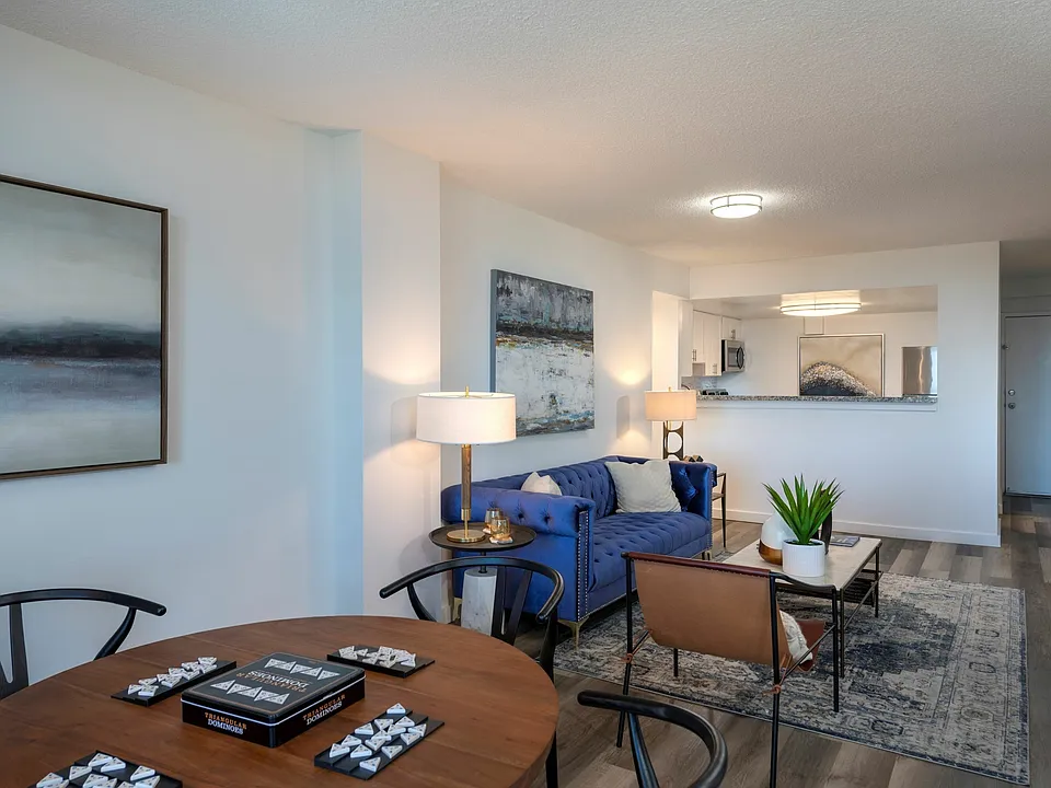 Renovated 1 Bedroom Apartment Home